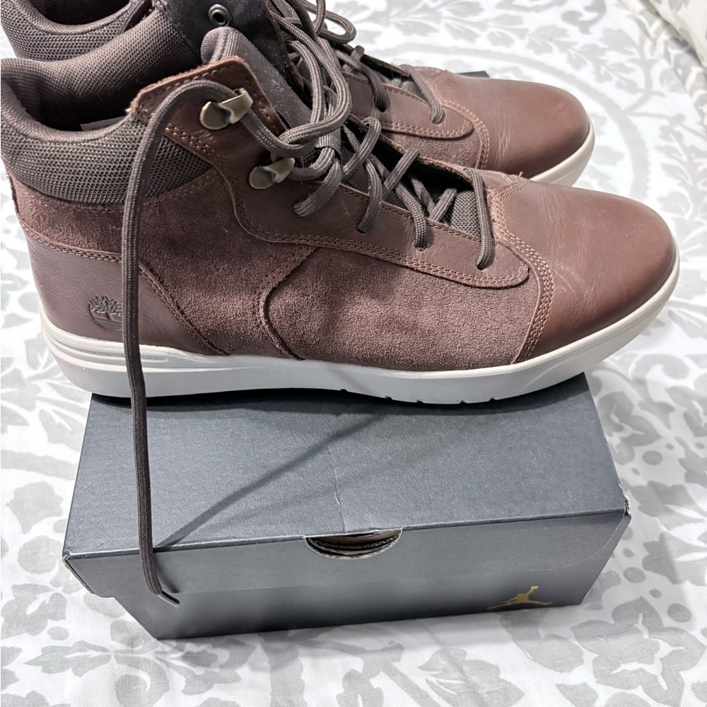 Timberland Men's Brown Chukka Boots sz 11